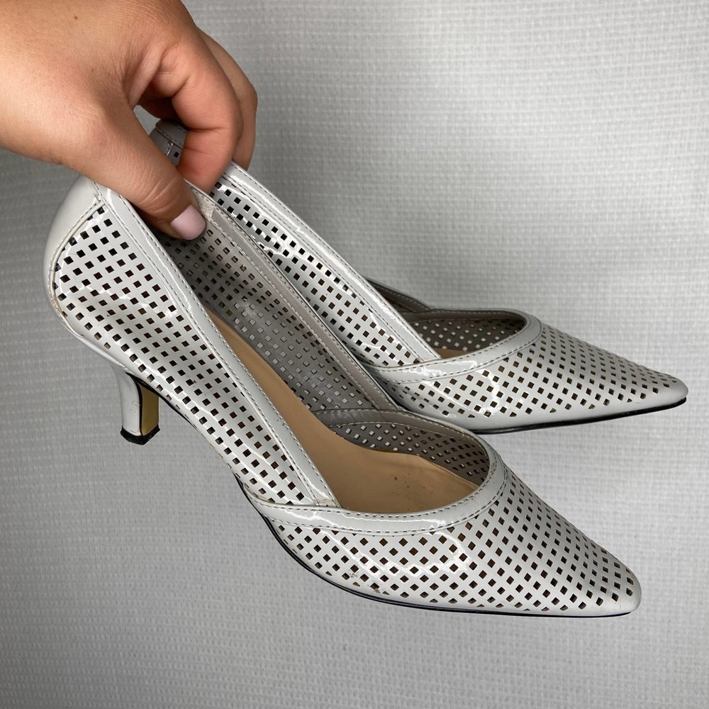 Bella Vita | Grey Dot Pattern High Heels 9 Vintage Ice Blue‎ Cottage